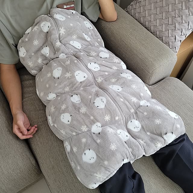 Lounge,インテリア,ふかふか,肌触り最高♡,シマエナガ柄,はくクッション,デコホーム,NWARM,オススメ,秋冬,ニトリのカウチソファ,訪問ありがとうございます♡,スッキリ暮らしたい,すっきりとした暮らし,建売だけど心地よく,心地よく暮らす工夫,良い時間を過ごす,みなさんに感謝です♡,コメントお気遣いなく♡,本日3回目の投稿☆ suzuの部屋