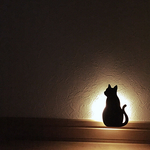 On Walls,ネコのモチーフ,セリア,間接照明 syu-hiroの部屋