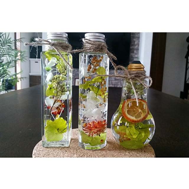 My Shelf,植物のある暮らし,ig→misaki.ie,カフェ風インテリア,落ち着く空間,グリーンのある暮らし,フォロワーさんに感謝♡,いつもいいねやコメありがとうございます♡,ハーバリウム,ハーバリウム手作り,母の日のプレゼント,手作り雑貨,ドライフラワー,花のある暮らし,オレンジ系 Misakiの部屋