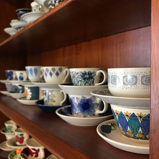 My Shelf,青色集め,ヴィンテージ食器,ブルー,アラビア,カップ＆ソーサー,カップボード,北欧食器,arabiafinland ramの部屋