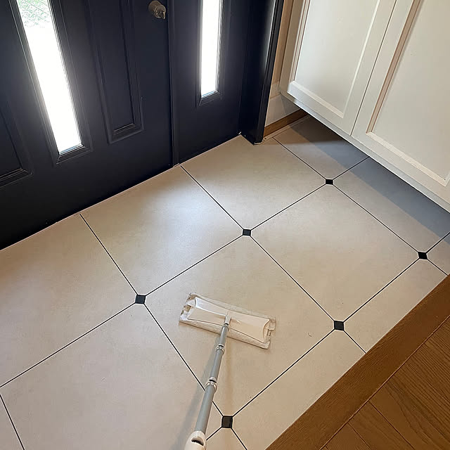 Entrance,玄関掃除,フロアタイル,玄関たたき,クイックルワイパー,クイックル,予防掃除,ニオイ対策,暮らしの味方,夏の暮らし準備2025,みてくださってありがとうございます,築30年越えのお家 justyの部屋