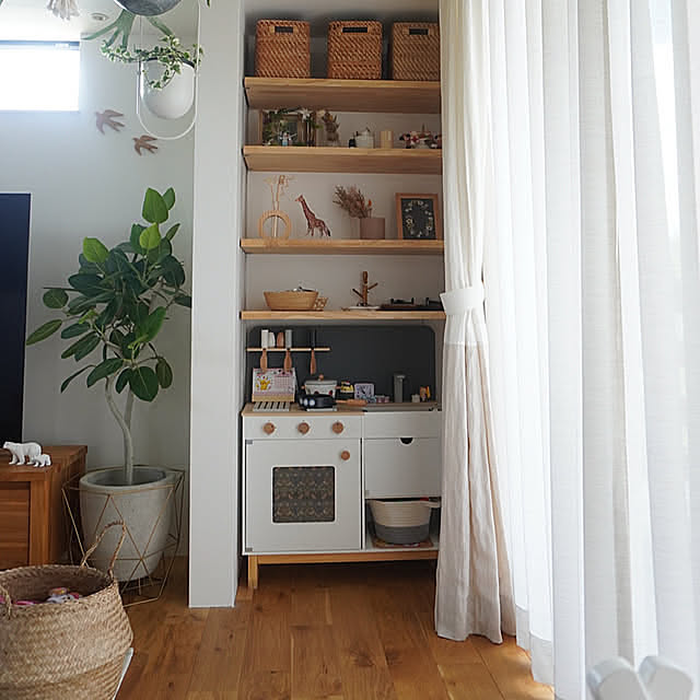 My Shelf,テレビ横,飾り棚,ままごとキッチン,おままごとキッチン,子どもと暮らす,カフェ風インテリア,注文住宅,2階リビング ss.my_homeの部屋