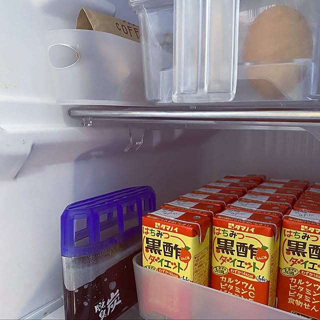 三菱冷蔵庫,タマノイ,脱臭炭,におい対策,エステー,冷蔵庫,Kitchen,新築,中庭のある家,モルタルキッチン,L型 キッチン,Kitchen sznoieの部屋