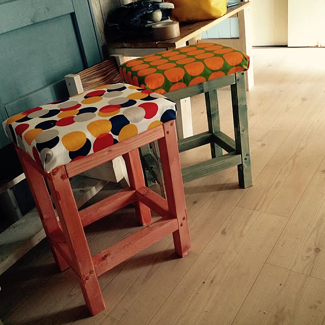 ステインDIYで楽しむアンティーク調の素敵なインテリア♪