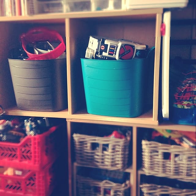 My Shelf,スタックストーバスケット,おもちゃの収納,仮面ライダーベルト,カラーボックス yummyの部屋