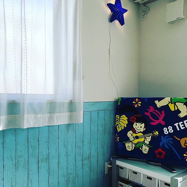 Overview,ブルーの壁,子ども部屋 照明,子ども部屋,リメイクシート,DIY,使いやすさ重視,すっきりとした暮らし,お気に入りの場所,ダイソー,子どものいる暮らし,子どもと暮らす tanari_nuの部屋