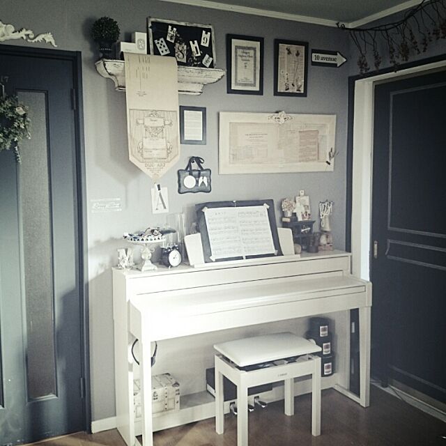 楽器,シャビーシック,シャビー,白いピアノ MIARAの部屋