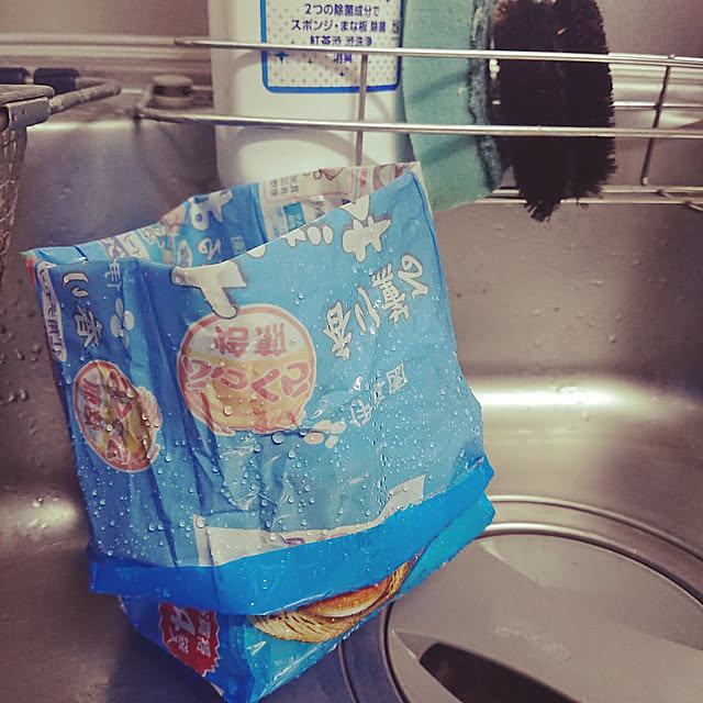 Kitchen,三角コーナーは置かない派,即席,ゴミ箱 キッチン,代用品,適当,ずぼら主婦,なんでもいい,日替わり,生活感丸出し yoco-pandaの部屋