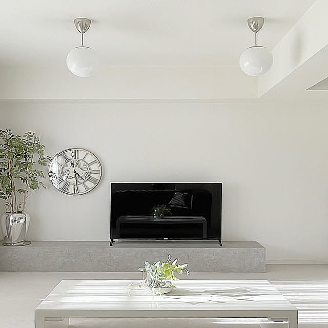 Lounge,DIY,リメイクシート,モノトーン,シンプルライフ,MONOTONE,ミニマル,mon・o・tone,シンプルが好き,モノトーンインテリア,インスタ→4696tuuli,シンプルモダン,グレーインテリア,ふたり暮らし tuuliの部屋