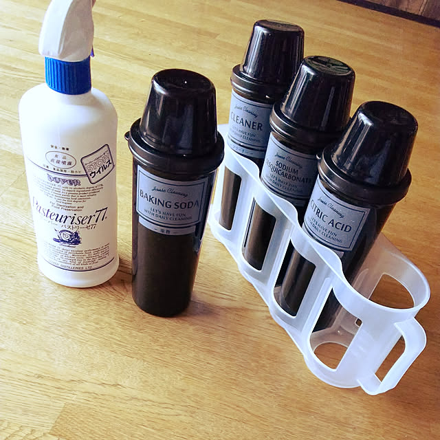 暮らしの知恵,ブラック×ブラウンℓσνє♥,団地,アンティーク&レトロℓσνє♥,愛用品♡,コメント返し遅くてすみません❗️,RCの出会いに感謝♡,すっきり暮らしたい,いいね！押し逃げばかりでごめんなさい。,子供と暮らす,シンプルライフ,収納,洗剤収納,掃除,整理整頓,ドーバーパストリーゼ77,ダイソー,ダイソー 缶ストッカー,セリア,セリア 水筒,キャンドゥ ラベルシール,Overview chiiiの部屋