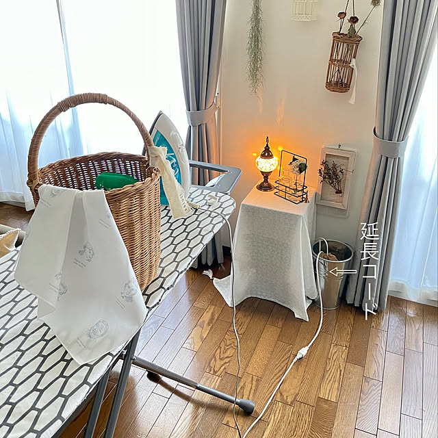 延長コード隠し,アイロン台,アイロン,IKEA,バスケット収納,カゴが好き♡,ワンアクション,片付けやすい,Lounge,H TOKYO,salut!,2人暮らし yasuyo66の部屋