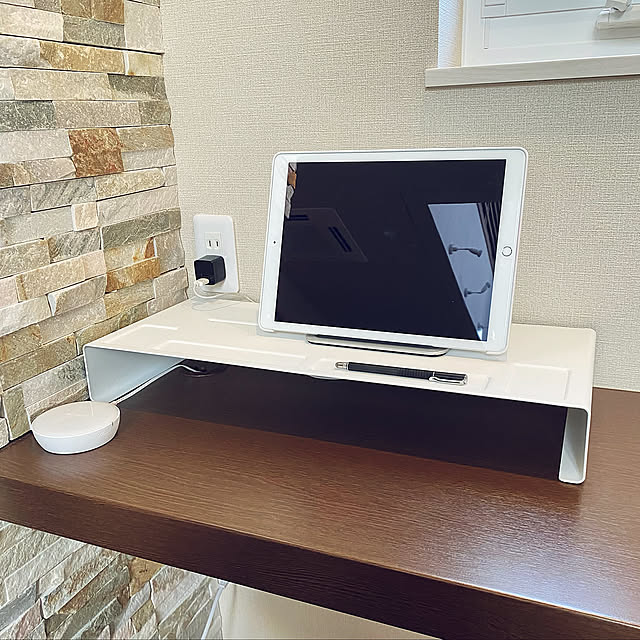 モニタースタンド,充電器置場,石貼り,造作カウンター,カウンターテーブル,iPad 置場,tower(タワー),RoomClipショッピング,おうち見直しキャンペーン,My Desk 0124_chakoriの部屋