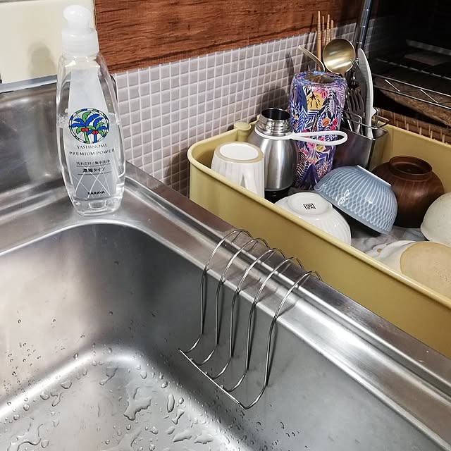 Kitchen,セリア石鹸置き,キッチンスポンジ置き場,買ってよかったもの,IKEAワゴン,わんこと暮らす,植物と暮らす,賃貸,ひとりと1匹暮らし,ひとり暮らし,複数枚投稿 santamamaの部屋