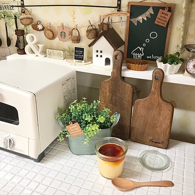Overview,スイーツ,二世帯住宅,3コインズ雑貨,cafe風,ガーランド♡,FAKEGREEN,タイルDIY,セリア♡,カフェ風,DIY初心者,キッチンカウンター samanthakitchenの部屋