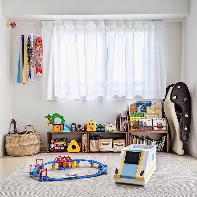 My Shelf,おもちゃ収納,こども部屋,キッズスペース,すべり台,子どもと暮らす,子どものいる暮らし,おもちゃ部屋,子ども部屋,DIY,手作りおもちゃ,ダンボールチャレンジ con.の部屋