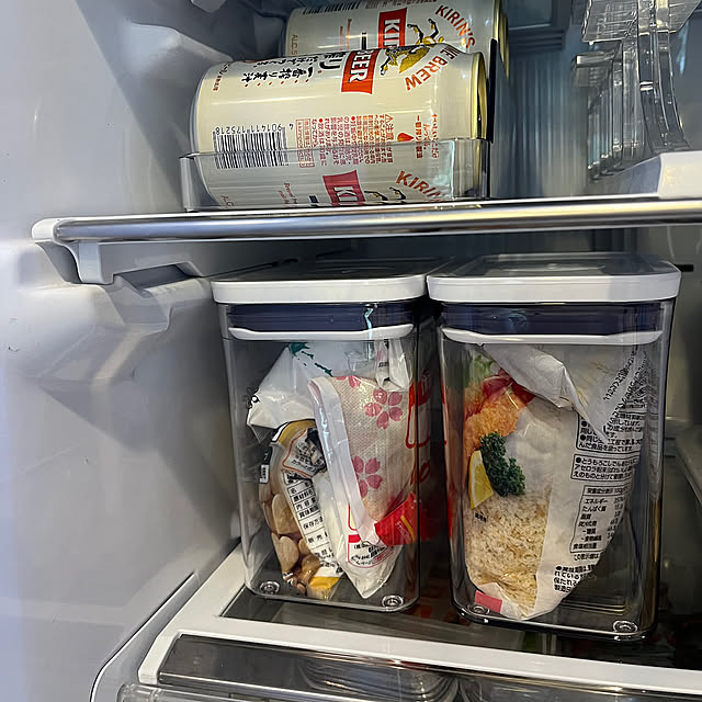 Kitchen,冷蔵庫収納,ニトリ,缶ストッカー,冷蔵庫の中,キャニスター,キッチン収納,OXO,保存容器,カフェ風インテリア,OXOポップコンテナ,ズボラ主婦,子供と暮らす。,食洗機対応,透明ケース,時短家事,一日一掃除,無理なく暮らす,RoomClipショッピング,きれいに保つ,おうち見直し企画 miitaの部屋