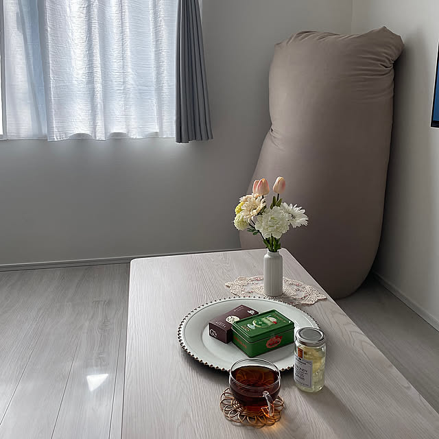 Lounge,バレンタイン,ホワイト×グレー,ホワイトインテリア,ヨギボー,クッション,ヨギボー使わない時の定位置 ayashigeの部屋