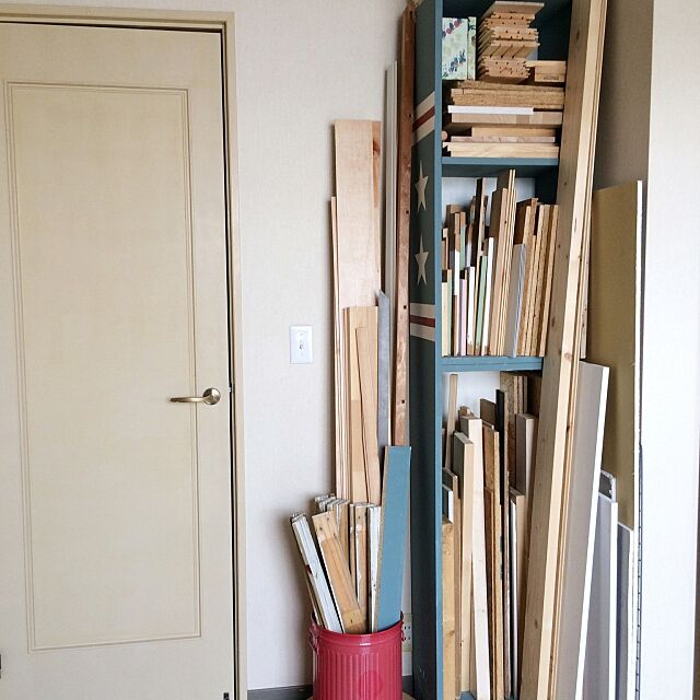 My Shelf,IKEA,ペイントドア,ペイント棚,廃材,端材,作業部屋,DIY棚,DIYルーム,DIY,海辺の暮らし hitomixの部屋
