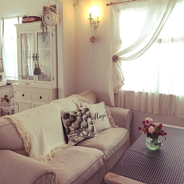 Lounge,ソファ,フレンチシック,リネンカーテン,お花,フランフラン,クッション,フレンチ,ソレイアード,IKEAのソファー chi-の部屋