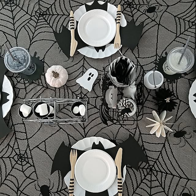 ハロウィン,フライングタイガー,せりア,ダイソー,手作りコウモリ,白いお皿,テーブルセッティング,テーブルコーディネート,ハロウィンパーティー,パンプキンオブジェ,Trick or Treat,パンプキン,ジャックオーランタン,モノトーン chachaの部屋