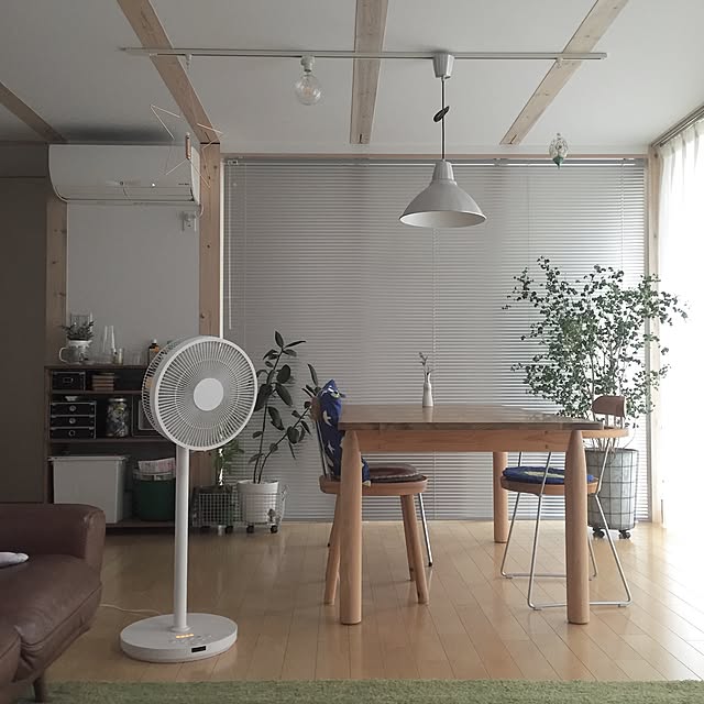 Lounge,扇風機,無印良品の家,IKEA,DIY棚,観葉植物,ブラインド,無印良品,ウニコ,ソファー Aの部屋