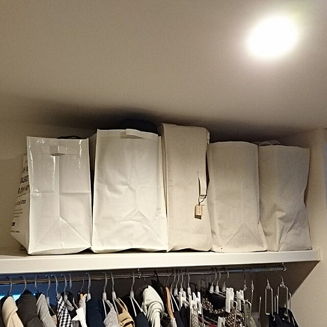 My Shelf,収納,100均,100均アイテム,ダイソー,セリア,ランドリーバスケット,ウォークインクローゼット yukoの部屋