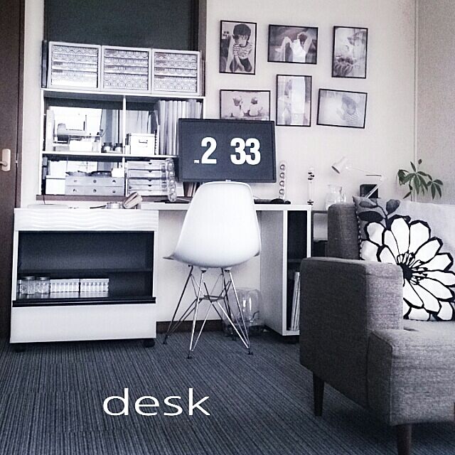 My Desk,ハーマンカードン,シンプルモダン,PCデスク周り,イームズ,モノトーン,見せる収納,100均,シンプル,無印良品 miiの部屋