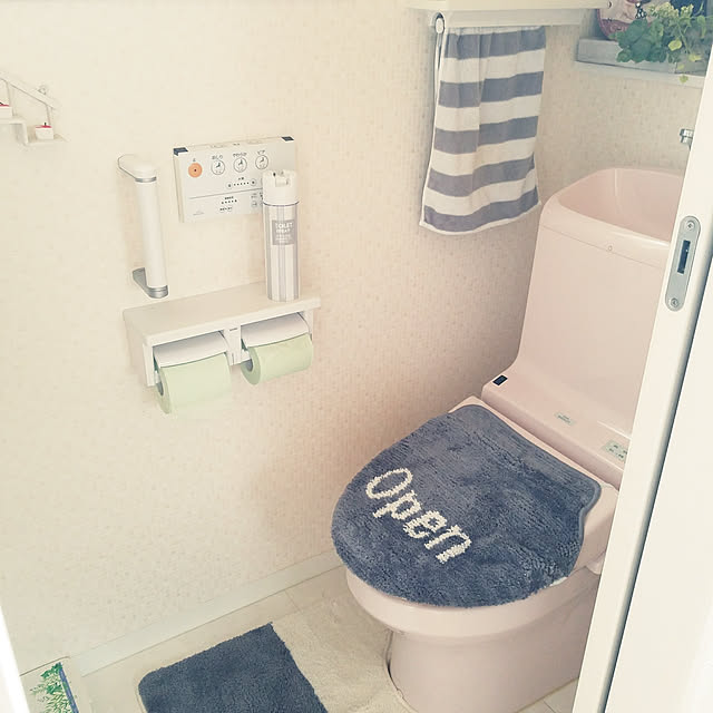 Bathroom,ボーダー,ニトリ,ニトリのトイレマット&便座カバー,山善すっきりヒーターモニター応募 puritan_rの部屋