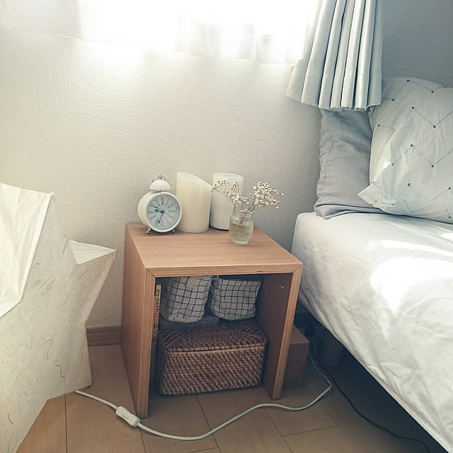 Bedroom,一人暮らし,無印良品,ナチュラル,サイドテーブル,イケア 照明,アロマディフューザー,ベッド,クッション tomokomoの部屋