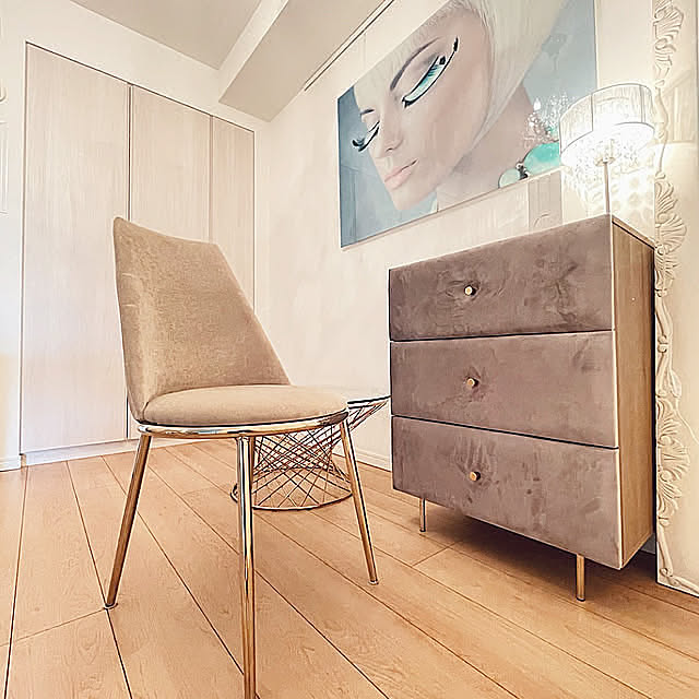 Overview,ベージュ×ブラウン,LOWYA,ピクチャーレール,ベージュインテリア,夏までに痩せれそうにありません,骨盤ケア,KARE design,KARE,運動スペース,トレーニングルーム,海外インテリアに憧れる,海外インテリアに憧れて♡,マンションライフ,3LDKマンション,巨大姿見,大人インテリア,大人可愛い,木目調,ベルベットチェスト,フランフラン,Francfranc,マンションリノベ,5畳の部屋 LiLiy.coCoの部屋