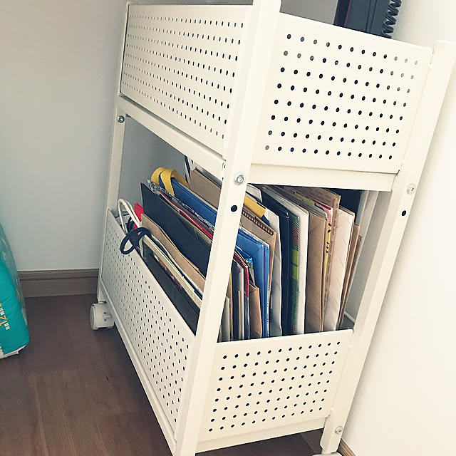 収納ラック,紙袋収納,洗面所,洗面台下,Bathroom chi-toの部屋