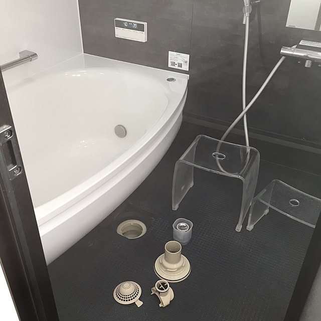 Bathroom,排水口カバー,排水口,ほっカラリ床,TOTOサザナ,バスルーム,防カビ燻煙材,掃除部 sakuayuの部屋