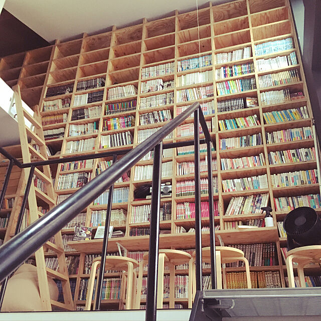 My Shelf,構造用合板,男前,狭いスペースを生かしたい,プロジェクター,図書館,見せる収納,マンガ naoの部屋
