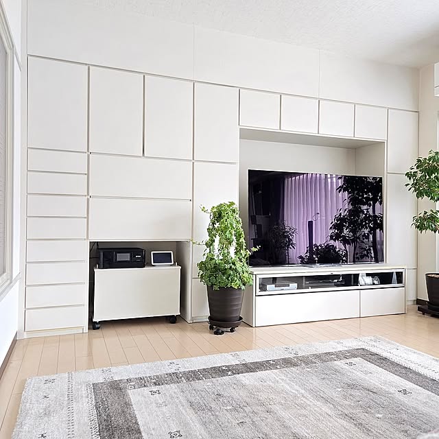 観葉植物,グリーン,ラグ,マンション,植木鉢,壁面収納,Panasonic,パソコン収納,キュビオス,プリンター収納,スッキリ暮らす,イケヒコ,災害対策,安心感,テレビ,テレビ台,耐震ラッチ,Overview love1017の部屋