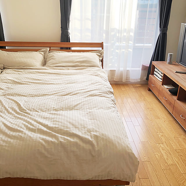 北欧,北欧インテリア,ニトリ,モノトーン,掃除,ルンバ,ルンバブル,トイプードル,Bedroom chororiの部屋
