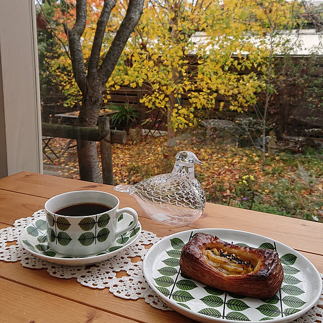 My Desk,庭の紅葉,グフタフスベリ ベルサ,イッタラバード,Iittala,北欧食器,おうちカフェ,お芋パイ asmaの部屋
