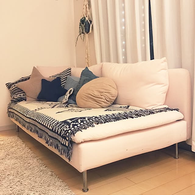 Bedroom,ソファー,美容室,ig→namiheeeey,IKEA,マンション,LIFE's,マクラメ編み,観葉植物,デニム,ungrid,Todayful,吉田怜香,IKEAソファーカバー,IKEAソファーカバー応募 namiheeeeyの部屋