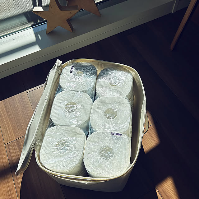 Bedroom,無印良品　収納ボックス,無印良品　収納,無印良品　収納用品,ソフトボックスがシンデレラフィット♡,ソフトボックスが便利すぎるぅぅぅ！！,無印良品,ソフトボックス長方形・中・フタ式,ソフトボックス,ソフトボックス・長方形・中・フタ式,コストコのトイレットペーパー,トイレットペーパー収納,トイレットペーパー,あのコストコのデカいトイレットペーパー myumiponの部屋