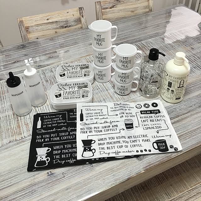My Desk,やっと見つけた,お弁当箱,プラカップ,セリアのてぬぐい,セリア,100均だらけ,カメラマークを消したくて 1200の部屋