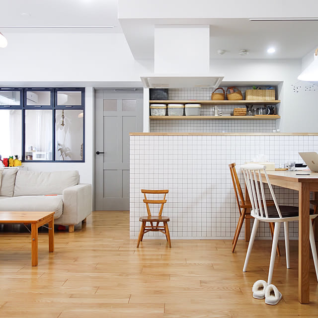 ナチュラルインテリア,室内窓,Farrow&Ball,カラーワークス,HAY,アーコール,朝日ウッドテック,タイルパーク,クラフトレーベル,リノベーション,北欧,IKEA,無印良品,Overview,北欧インテリア,Panasonic,こどものいる暮らし tocoの部屋