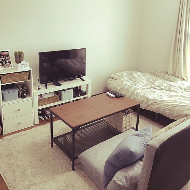 Ikeaでシンプルに 一人暮らしのお部屋をコーディネート Roomclip Mag 暮らしとインテリアのwebマガジン