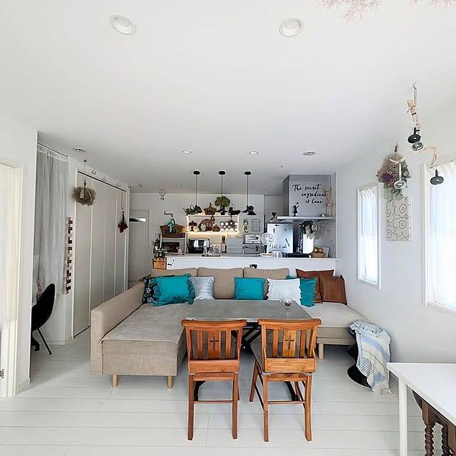 Overview,ダイニングセット,ソファーダイニング,IKEAのソファー,昇降式テーブル,お花のある暮らし,グリーンのある暮らし,暮らしを楽しむ,季節を楽しむ,模様替え好き,観葉植物のある暮らし,ドライフラワーのある暮らし,インテリアを楽しむ,心地よい暮らし,灯りのある暮らし,居心地の良いお家 fumitanの部屋