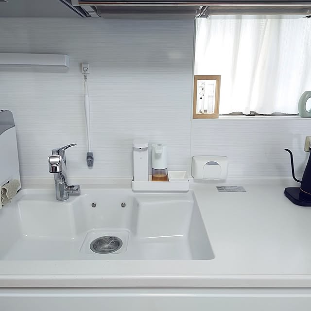 Kitchen,すっきり暮らす,タカラスタンダード,ひとり暮らし,シンプルが好き,暮らしを楽しむ,猫と暮らす,ホワイトキッチン,システムキッチン,テンポドロップ,オートソープディスペンサー,温度計,ダイソー nachiの部屋