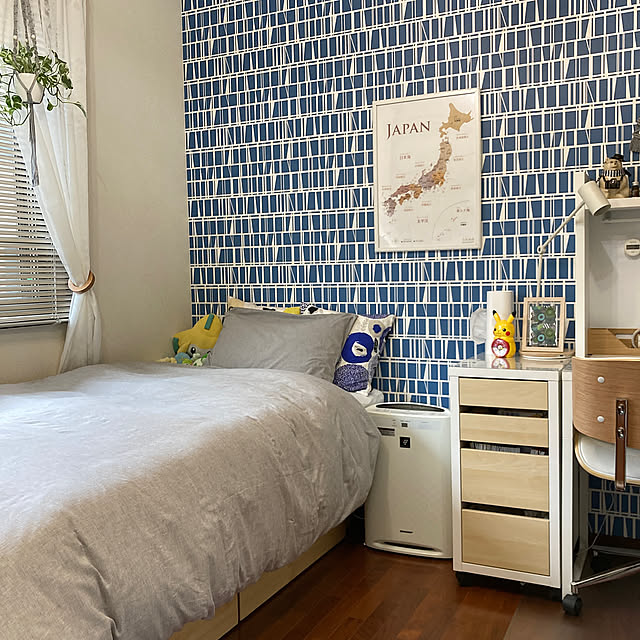 日本地図,空気清浄機,IKEAミッケ,買ってよかったもの,おうち時間を楽しむ,無印脚付きマットレス,Bedroom,マクラメプラントハンガー,パイン材,パイン家具,山善ベッド下収納,マクラメ編みDIY,ポケモンぬいぐるみ,寄木風「日本地図」,日本地図ポスター felicityの部屋