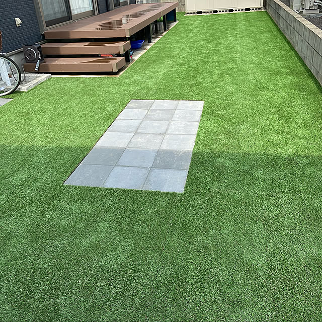 みどりのある暮らし,庭,人工芝diy,人工芝の庭,人工芝,住まい,シンプル,楽天roomやってます,子供のいる暮らし,狭小住宅,ig→___a.r.r.y___,シンプルライフ,igフォロー大歓迎,スッキリ,IGやってます,丁寧な暮らし ___a.r.r.y___の部屋