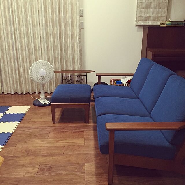 Lounge,扇風機,オットマン,青いソファー,unico ソファ,青いソファ,ソファー,ソファ,unico,青が好き tomoyuzupiの部屋