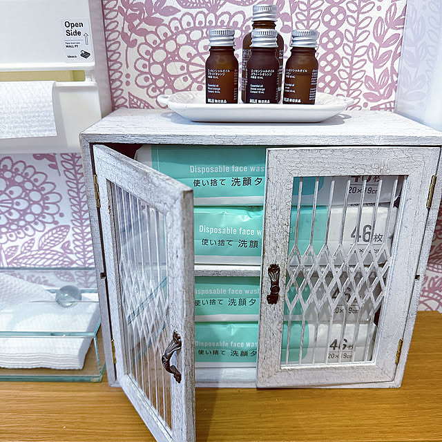 On Walls,数年前から愛用してます,愛用品,使い捨て洗顔タオル,小掃除道具,小掃除,セリアグッズ,セリア雑貨,セリア,買いだめ商品,買いだめしたい,買いだめ雑貨,買いだめ,洗面所グッズ,タイミピンク,タイミ柄,タイミ 壁紙,タイミ miyuの部屋