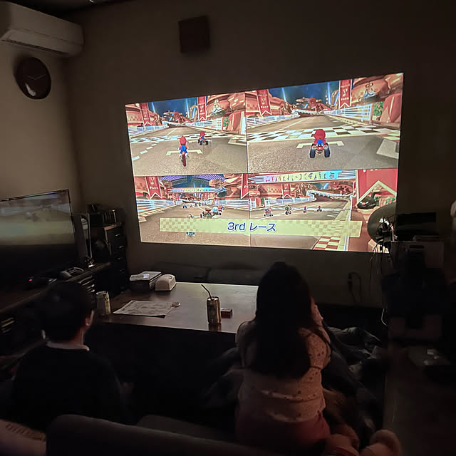 ニトリ,プロジェクター,こたつ,ゲーム,男前,ぺんき塗り,DIY,Lounge s.nikoの部屋