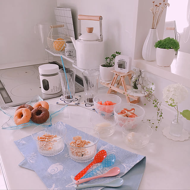 Kitchen,キッチンタイマー,コーヒーキャニスター,ケトル,グリーンのある暮らし,2018.6.17,食器,セラミックコースター,ランチョンマット,ボウル,アルミクールストロー,ニトリ大好き♡,しろが好き*,ニトリ,ニトリ2018食器モニター,タンブラー,スターフィッシュ プレート,ホワイトインテリア,アナベル,朝食 t.m.r.sの部屋
