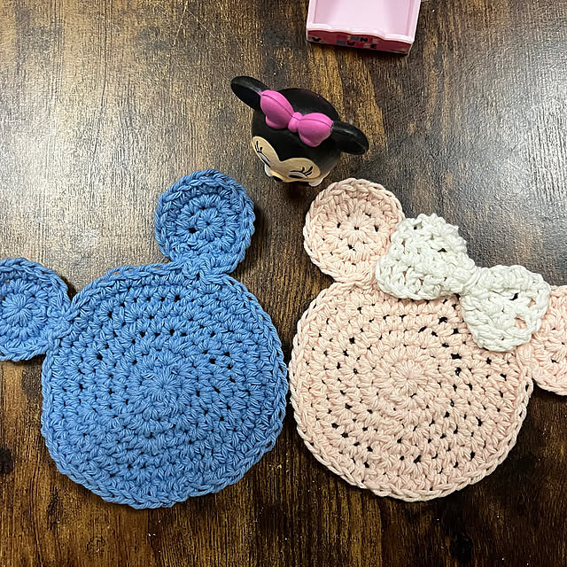 Lounge,ガチャガチャ,ダイソー,雑貨,編み物,ディズニー,毛糸,手作り,夏,かぎ針編み,手編み,編み物の本,ミッキーマウス,ミニーマウス,ナチュラル素材,シルエットミッキー＆ミニー,ディズニーの魔法のタワシ,ハンドメイド夏,複数枚投稿,リサイクルコットン100% ブルー,リサイクルコットン100%ホワイト,リサイクルコットン100%シェルピンク manduonmaの部屋